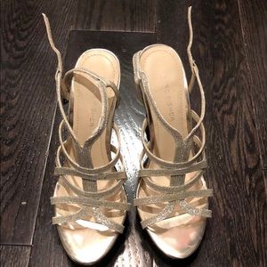 Never worn beautiful heels